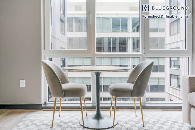 Foto del edificio - 1313 L St NW