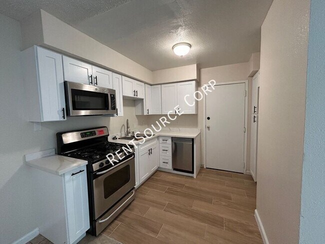 Foto del edificio - 504 W Ave J4