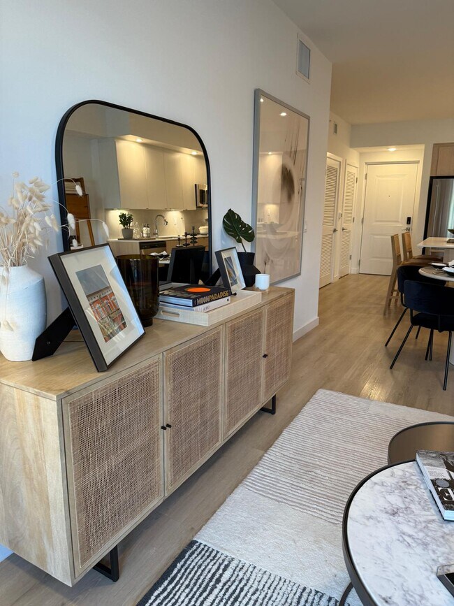 Foto del edificio - 15600 NW 2nd Ct