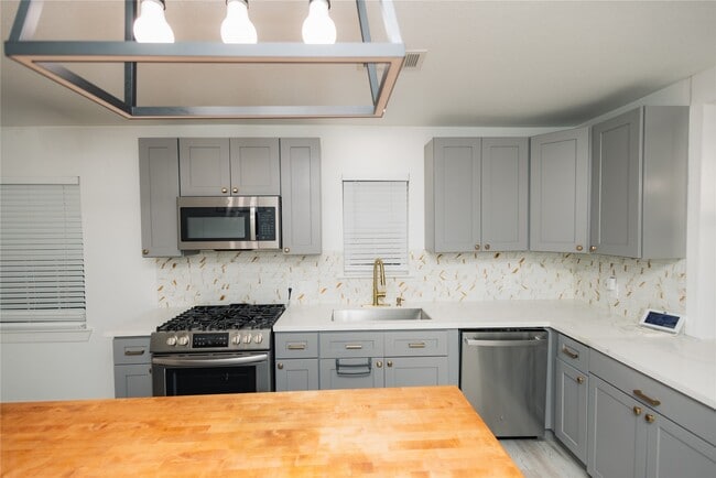 Foto del edificio - 2202 4th St