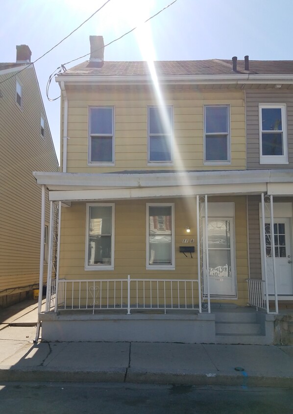 Primary Photo - 1118 Mifflin St