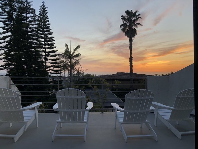 Foto del edificio - 736 Gould Ave