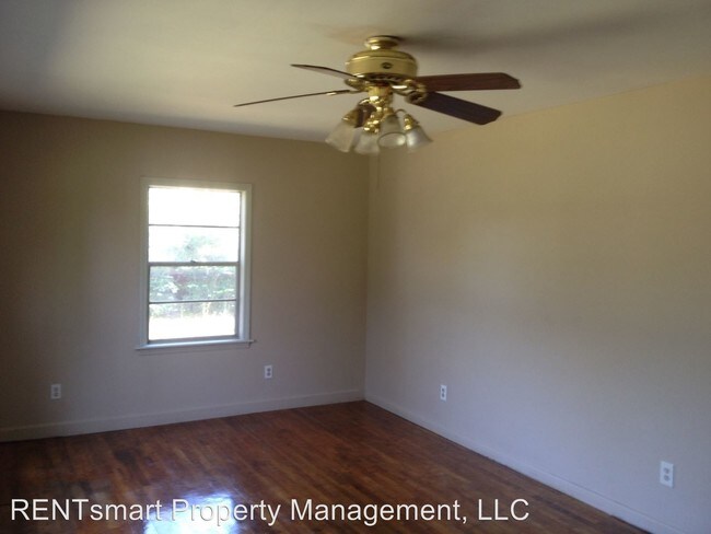 Foto del edificio - 744 Vista Dr