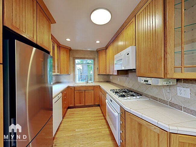 Foto del edificio - 524 Dudley Way