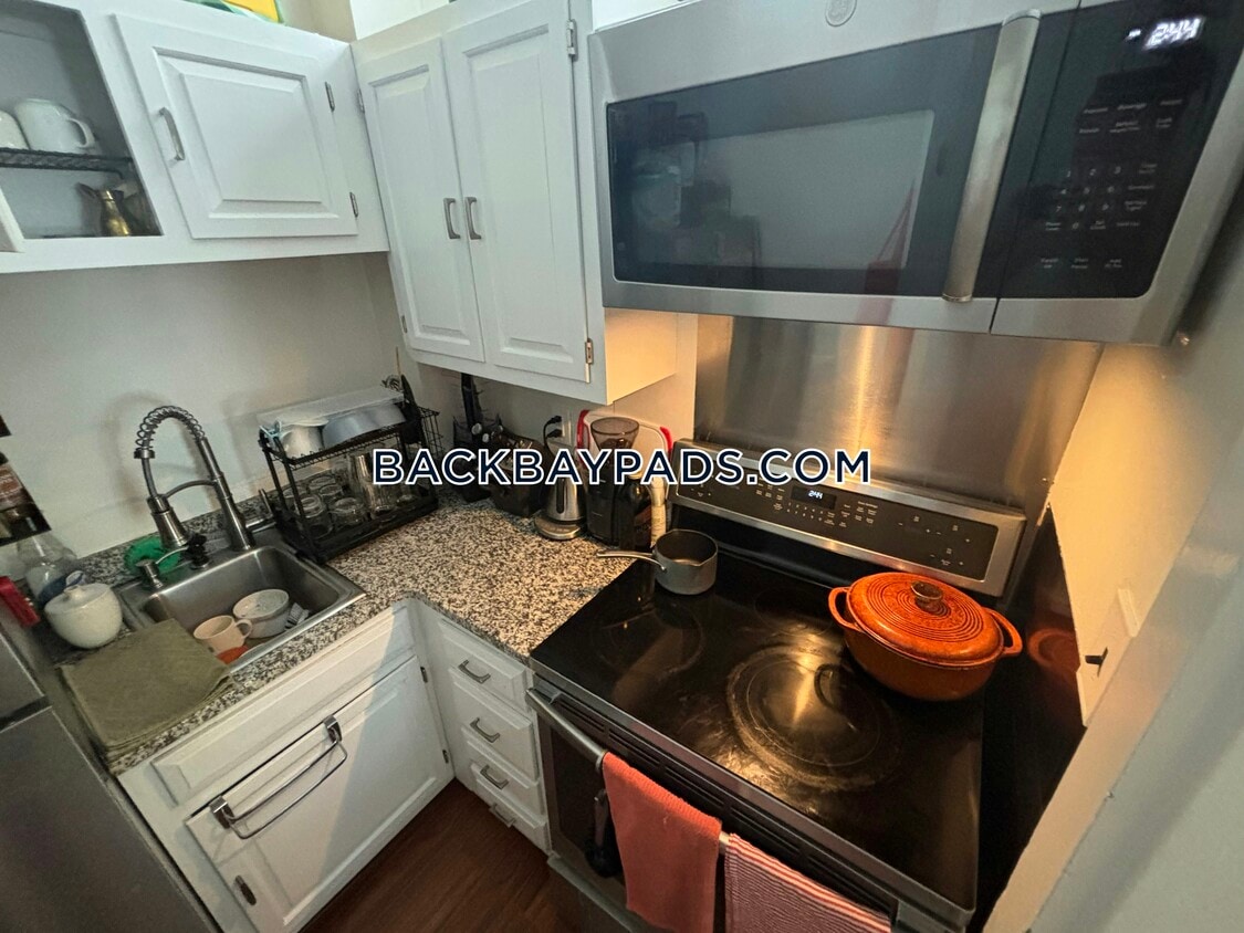 Foto principal - 429 Marlborough St