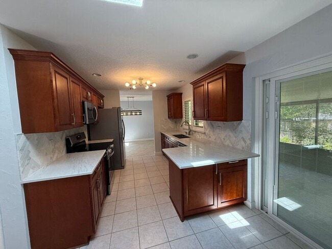Building Photo - 104 Hatfield Ct