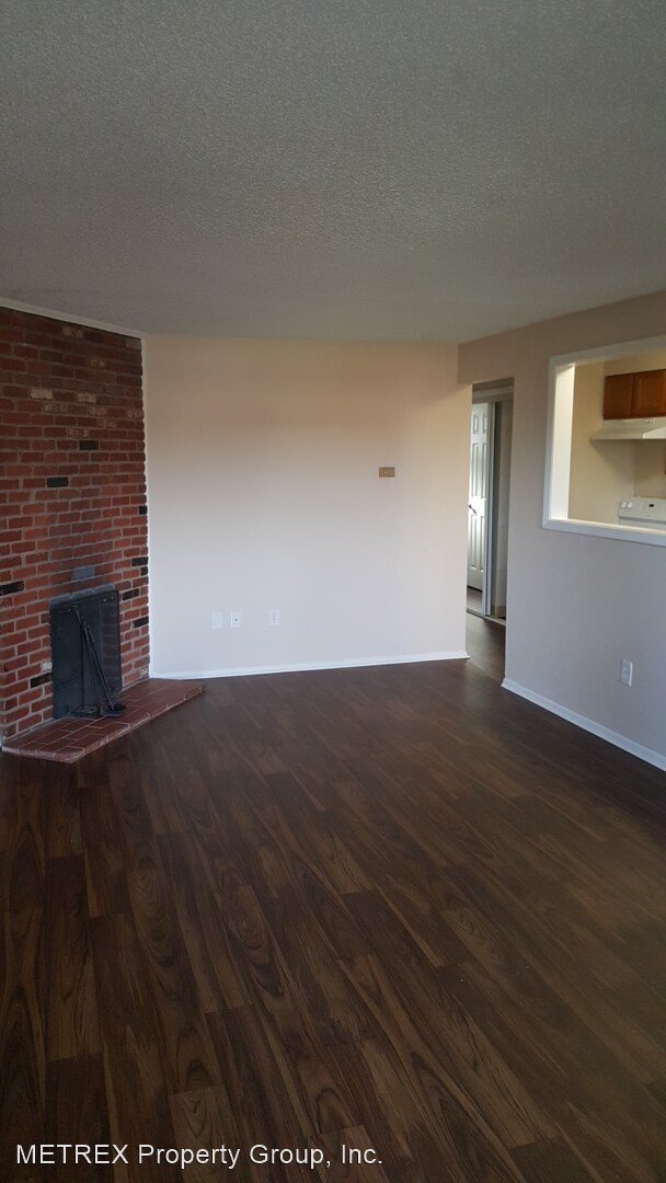 Building Photo - 1 br, 1 bath Apartment - 1300 S Birch St