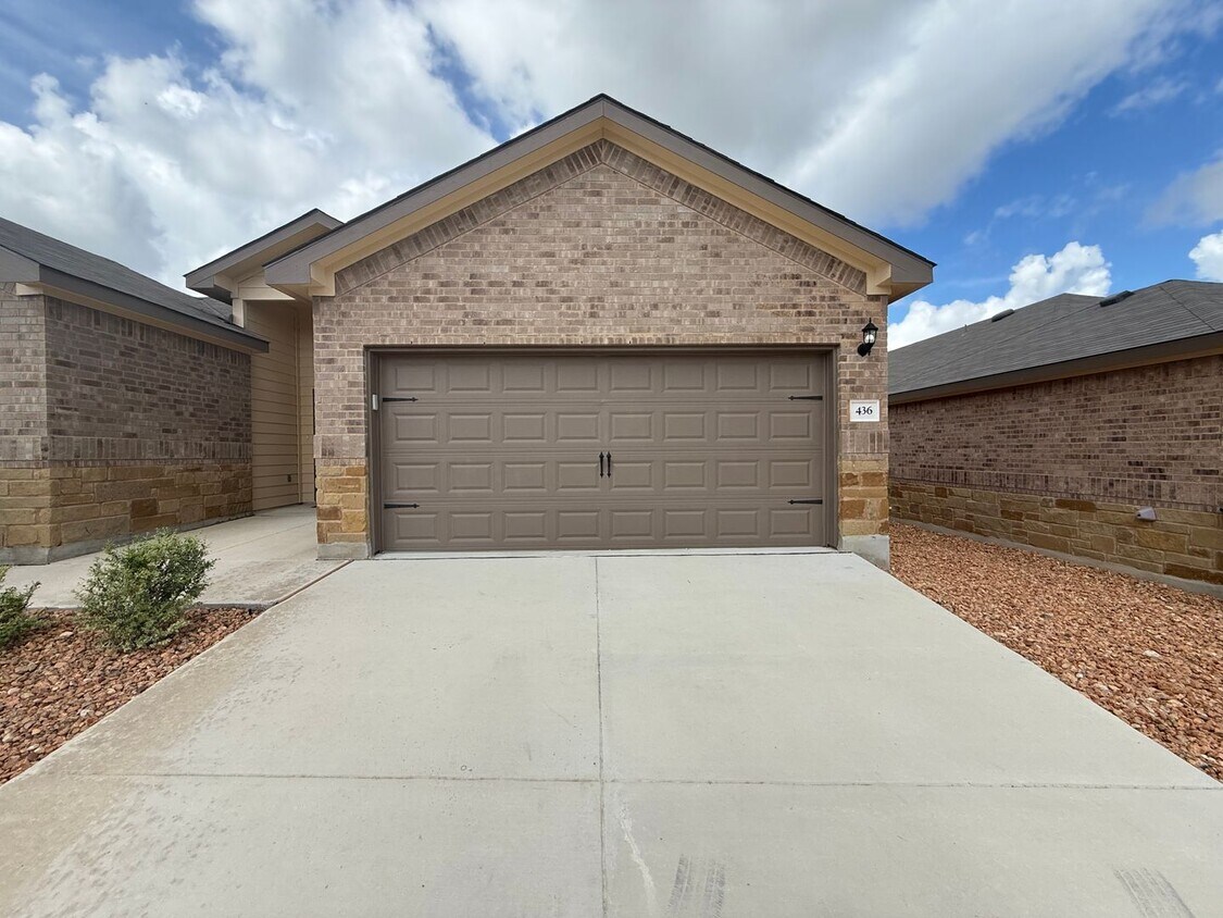 Foto principal - 436-438 Emma Dr