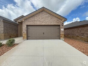 Building Photo - 436-438 Emma Dr