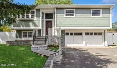 Building Photo - 24 Layton Ave