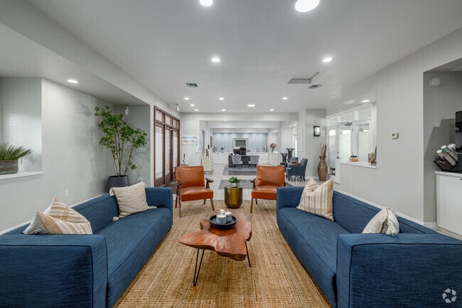 Lobby - Starrview at Starr Pass Apartment Homes