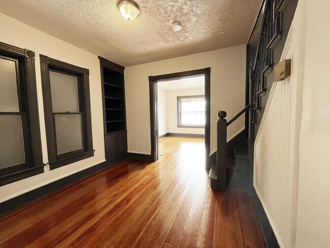 Foto del edificio - 238 N Raleigh St