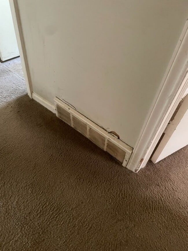 Foto del edificio - Three Bedroom One bathroom home for Rent