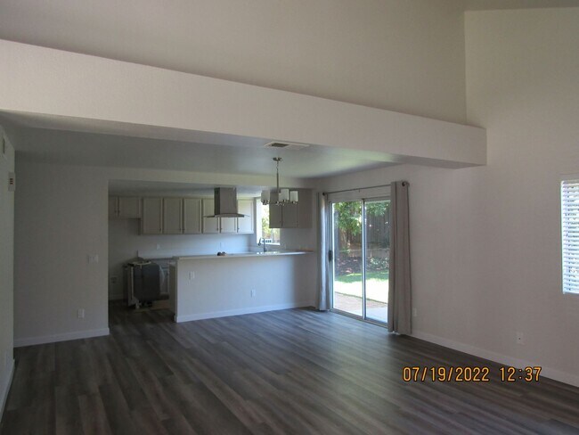 Building Photo - Updated Beautiful Edgewood Two Story Home ...