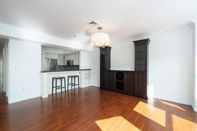 Foto del edificio - 726 Adams St