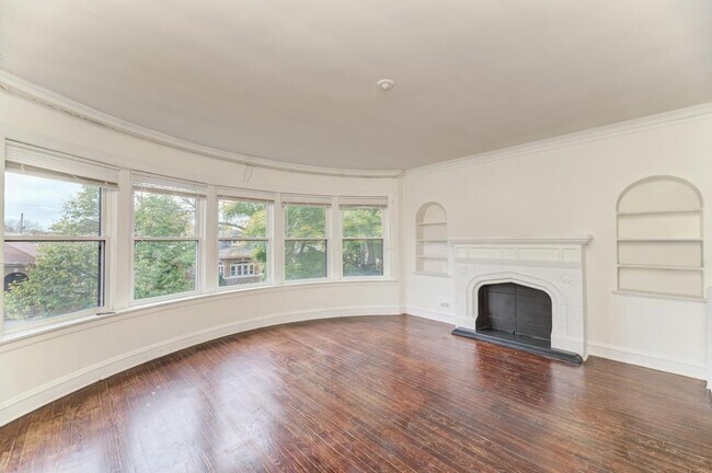 Foto del edificio - 6738 N Rockwell St