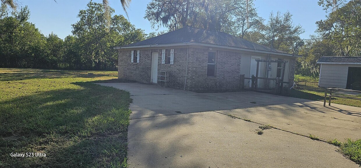 Primary Photo - 525 County Rd 299