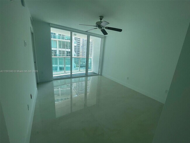 Foto del edificio - 31 SE 5th St