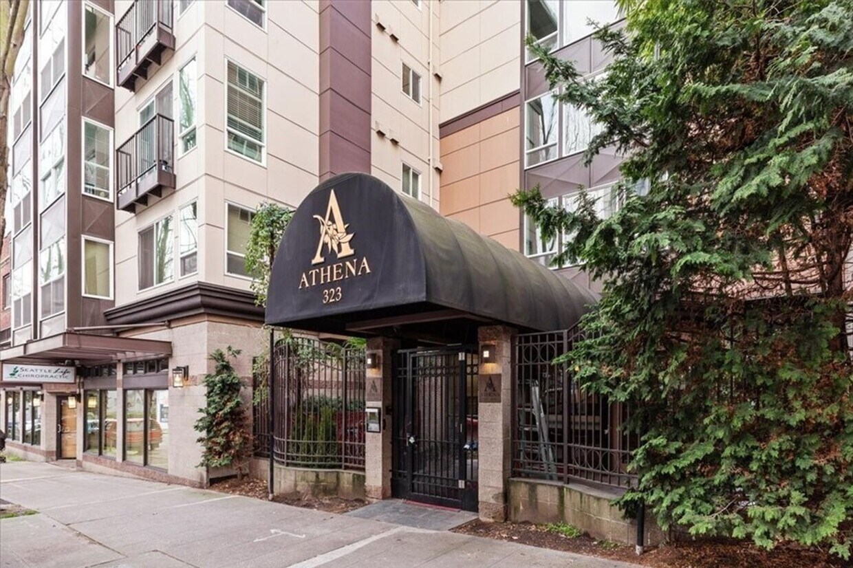 Primary Photo - Beautiful Condo in the Heart of Queen Anne
