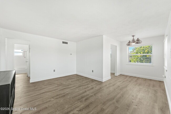 Foto del edificio - 411 Madison Ave