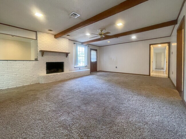 Foto del edificio - 9515 Stony Point Dr
