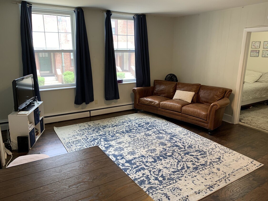 11 Aberdeen St, Boston, MA 02215 Apartments in Boston, MA