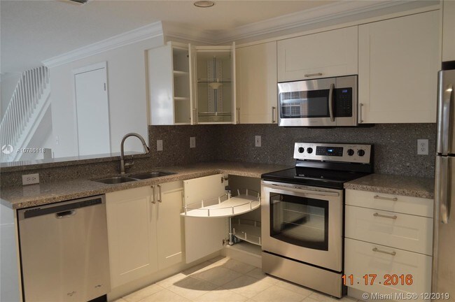 Building Photo - 1383 Veracruz Ln