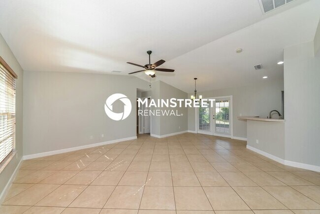 Foto del edificio - 3 Bedroom Pet-Friendly Home in NORTH PORT,...