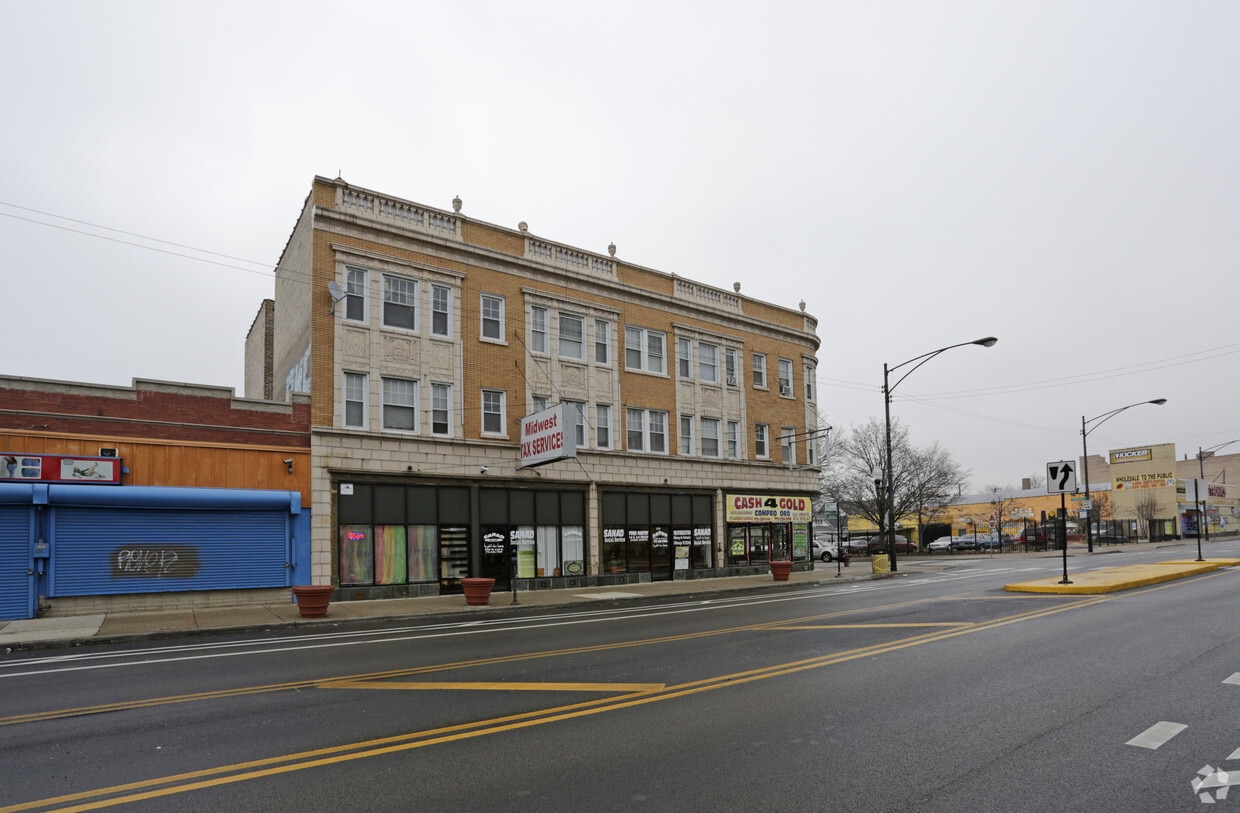 Building Photo - 6252 S Spaulding Ave