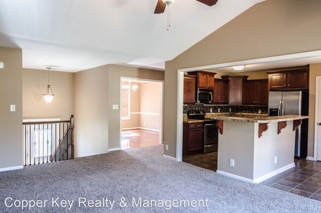 Building Photo - 4 br, 3 bath House - 1005 Ishee Drive