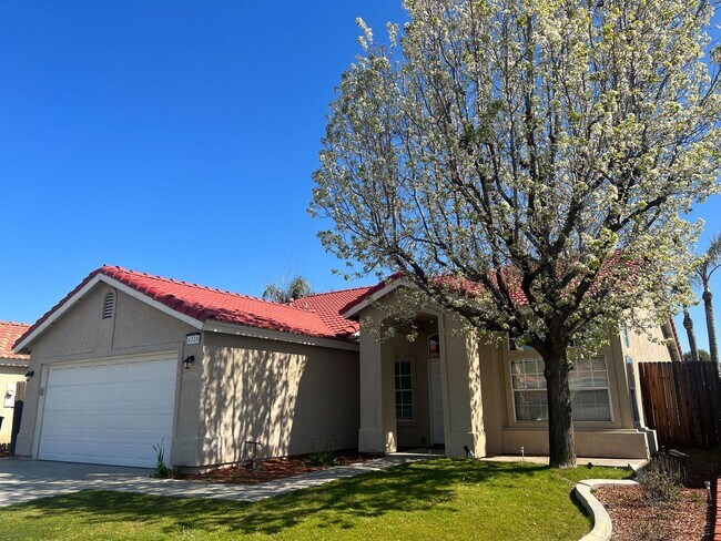 Building Photo - 4326 Stride Way