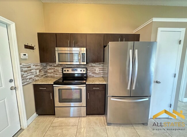 Foto del edificio - 12008 Blackheath Cir