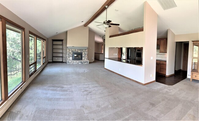 Building Photo - 21648 Mountsfield Dr