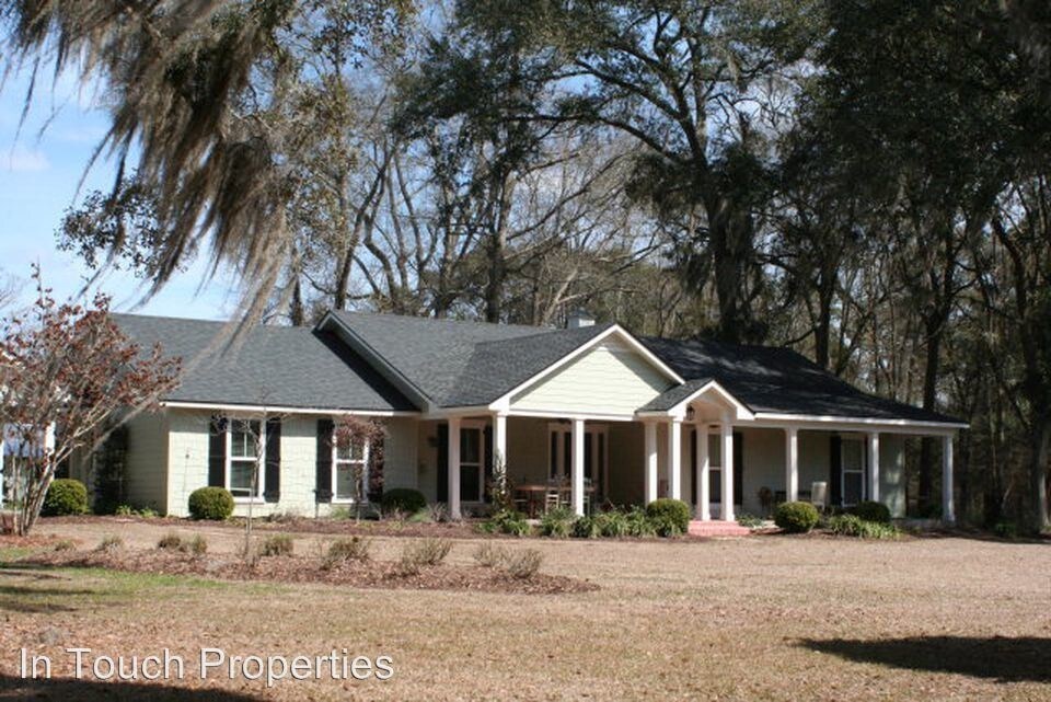3 br, 2 bath House 5372 Griffin Dr House for Rent in Hahira, GA