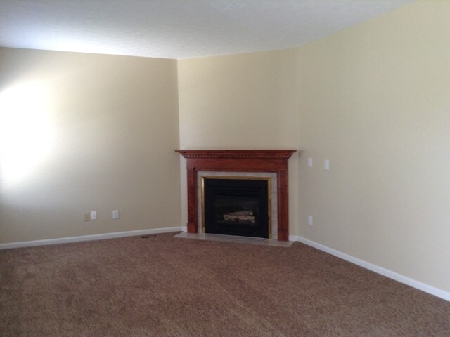 Building Photo - 4558 Randall Dr