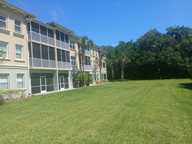 Foto del edificio - 100 Canopy Walk Ln
