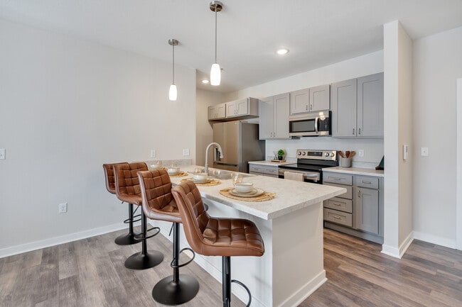 Foto del edificio - The Belleview - Student Friendly Housing