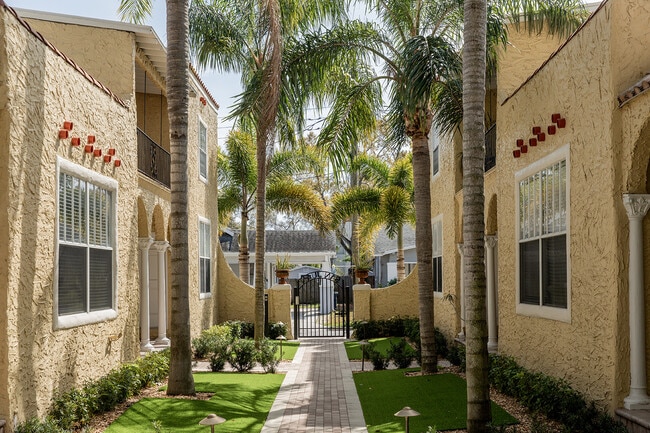 Building Photo - 3311-13 W. San Juan