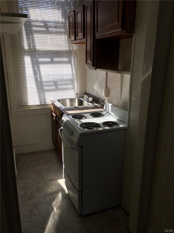 Foto del edificio - 136 Bushkill St