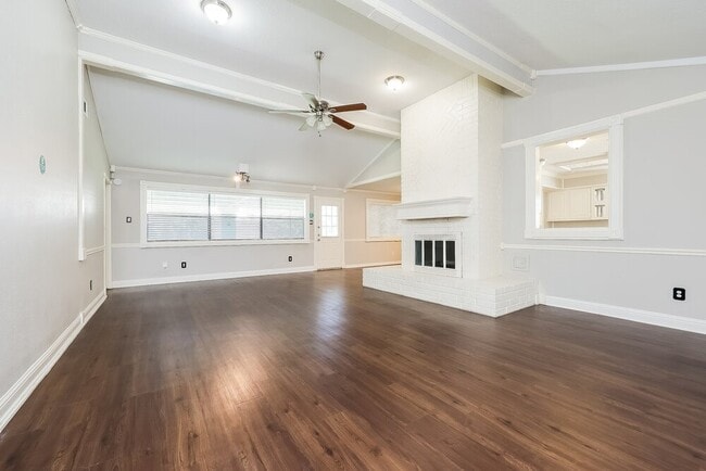 Building Photo - 21303 Bassbrook Dr