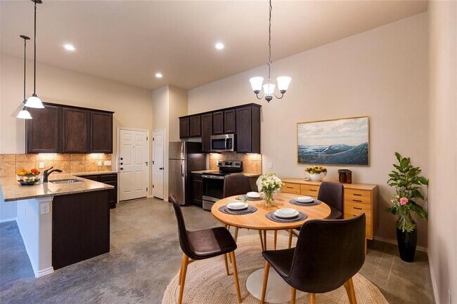 Foto del edificio - 515 Jack Rabbit Ln