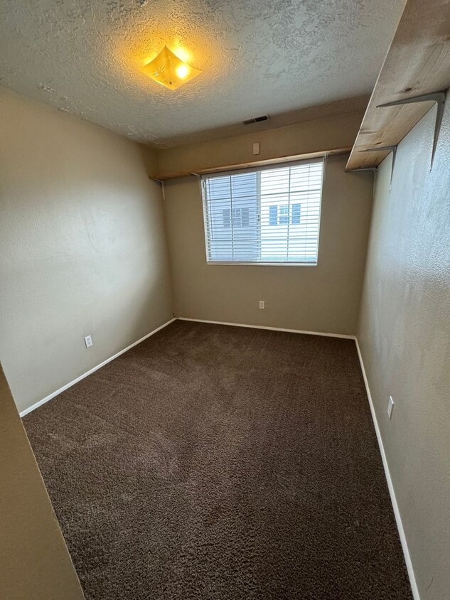 Primary Photo - Available now! 2 bedroom 1 bath!