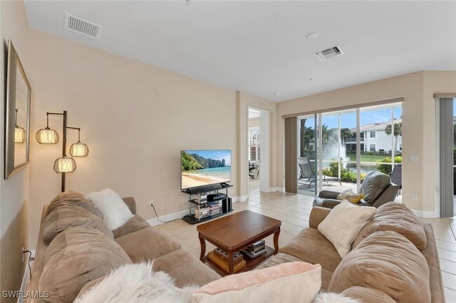 Building Photo - 12863 Carrington Cir