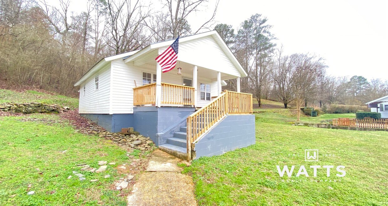 Foto principal - 3 Bedroom Home in Graysville