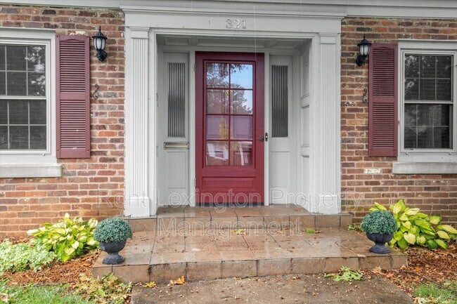 Building Photo - 321 Taylor Dr