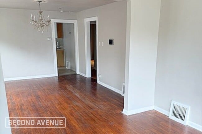 Foto del edificio - 10024 S Lafayette Ave