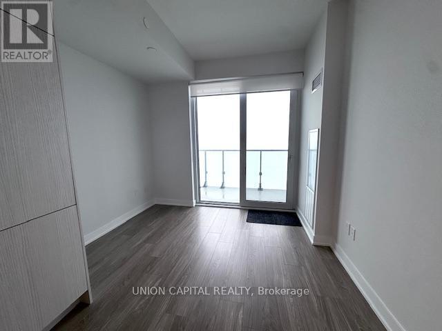 Building Photo - 4130 Parkside Village Dr