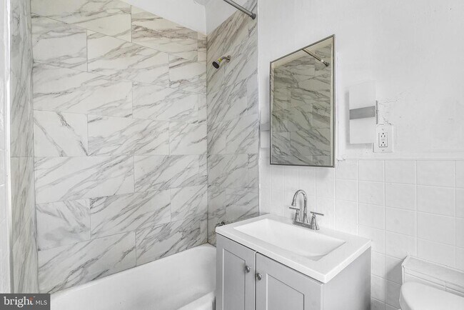 Foto del edificio - 4908 Germantown Ave