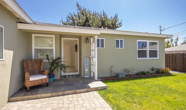 Building Photo - 3891 Chippewa Ct