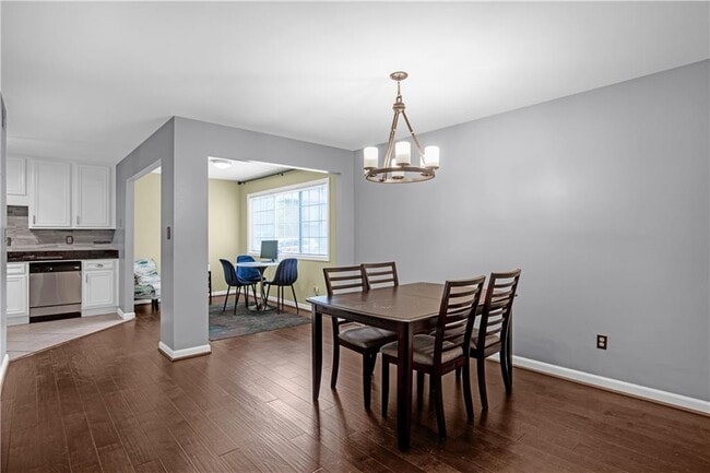 Foto del edificio - 1468 Briarwood Rd NE